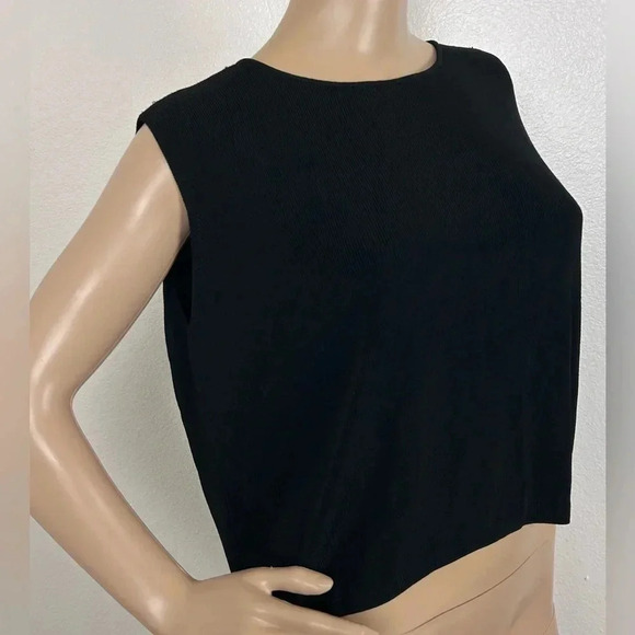 Linda Allard Ellen Tracy Black Fine Rib Sleeveless Top Cropped Womens Size Large - Picture 1 of 6